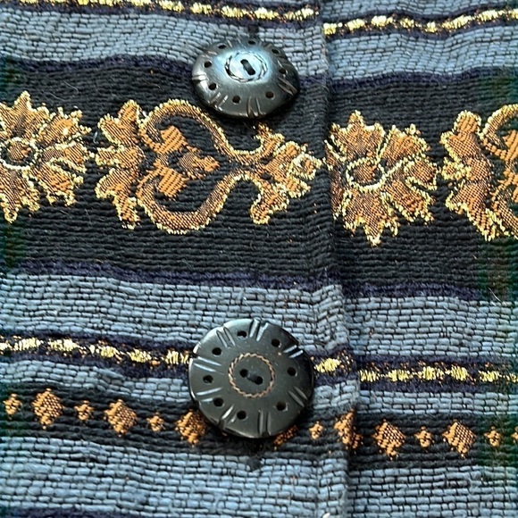 JULIA Kim embroidered jacket - Picture 5 of 8